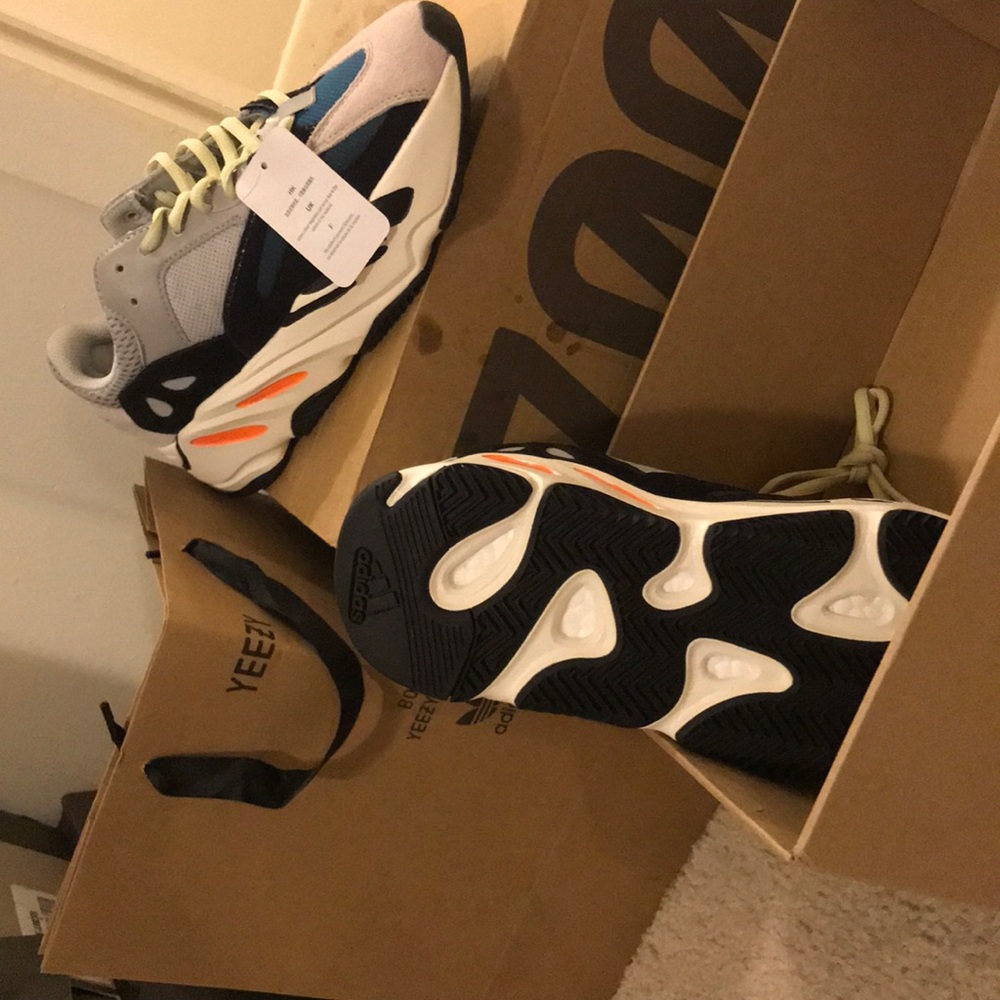 Yeezy 700